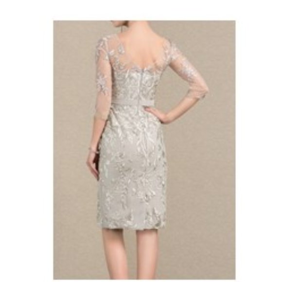 Holiday Special Occasion Dress - Picture 2 of 6